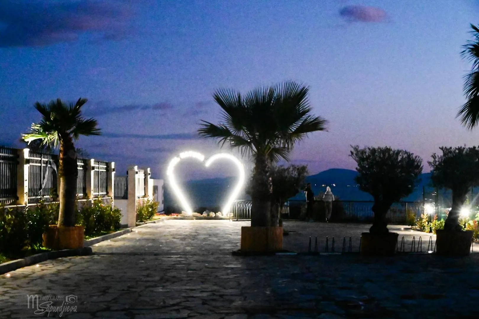 Διαμέρισμα Апартамент Зара Μπουργκάς